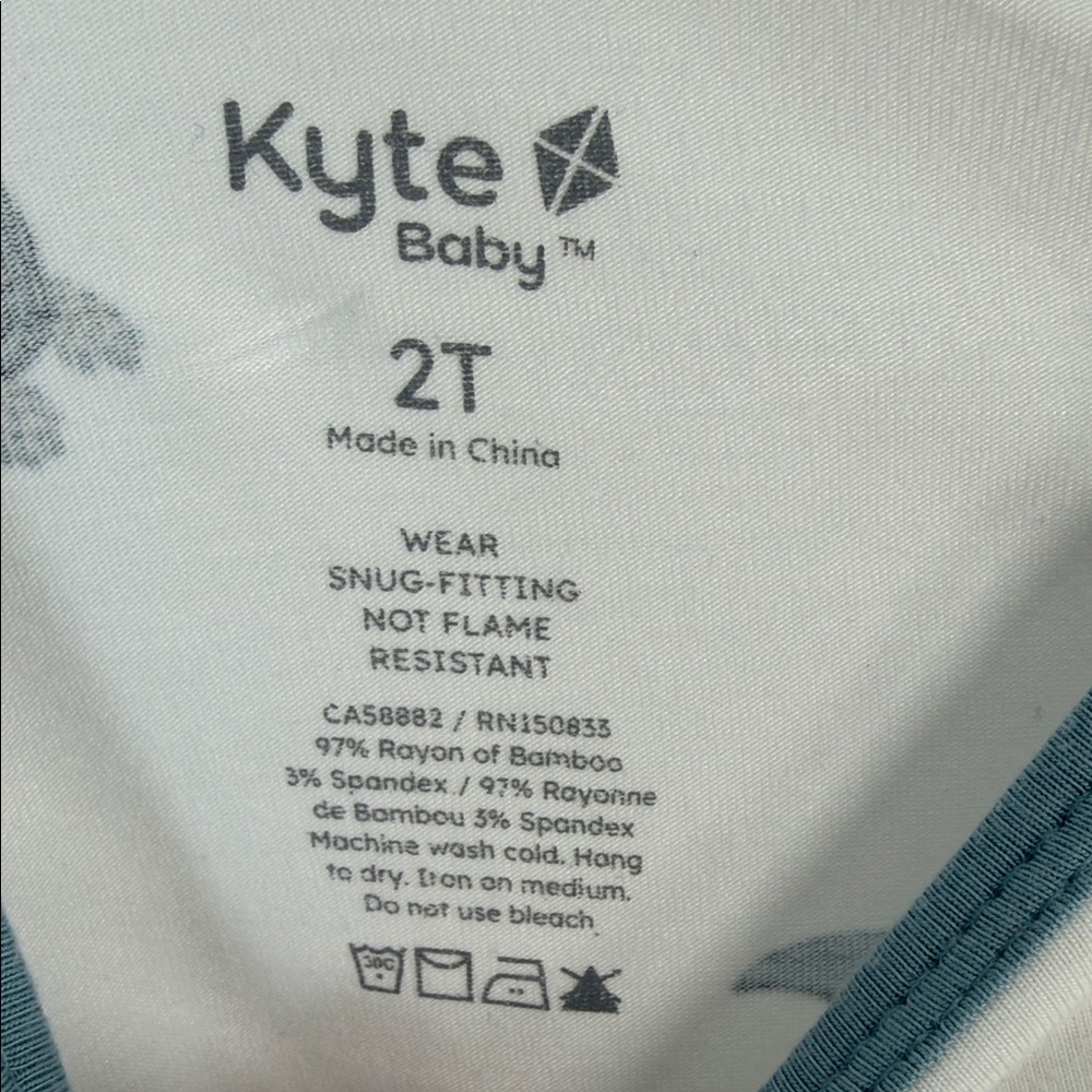 Kyte Baby Dolphin Print Long Sleeve Shirt - White and Blue - 2T - Picture 2 of 4